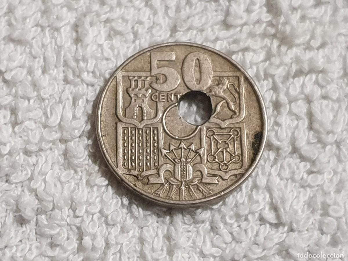 Monedas Franco: Error - moneda 50 c&eacute;ntimos 1949 *56 - c&iacute;rculo central desplazafo en acu&ntilde;aci&oacute;n