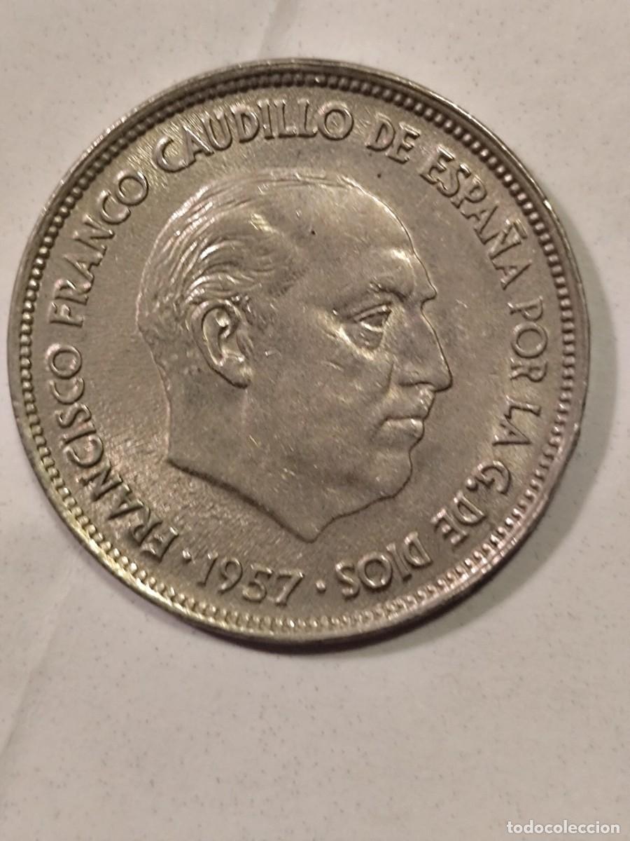 Monedas Franco: Moneda de 25 pesetas de 1957*69 - Foto 2