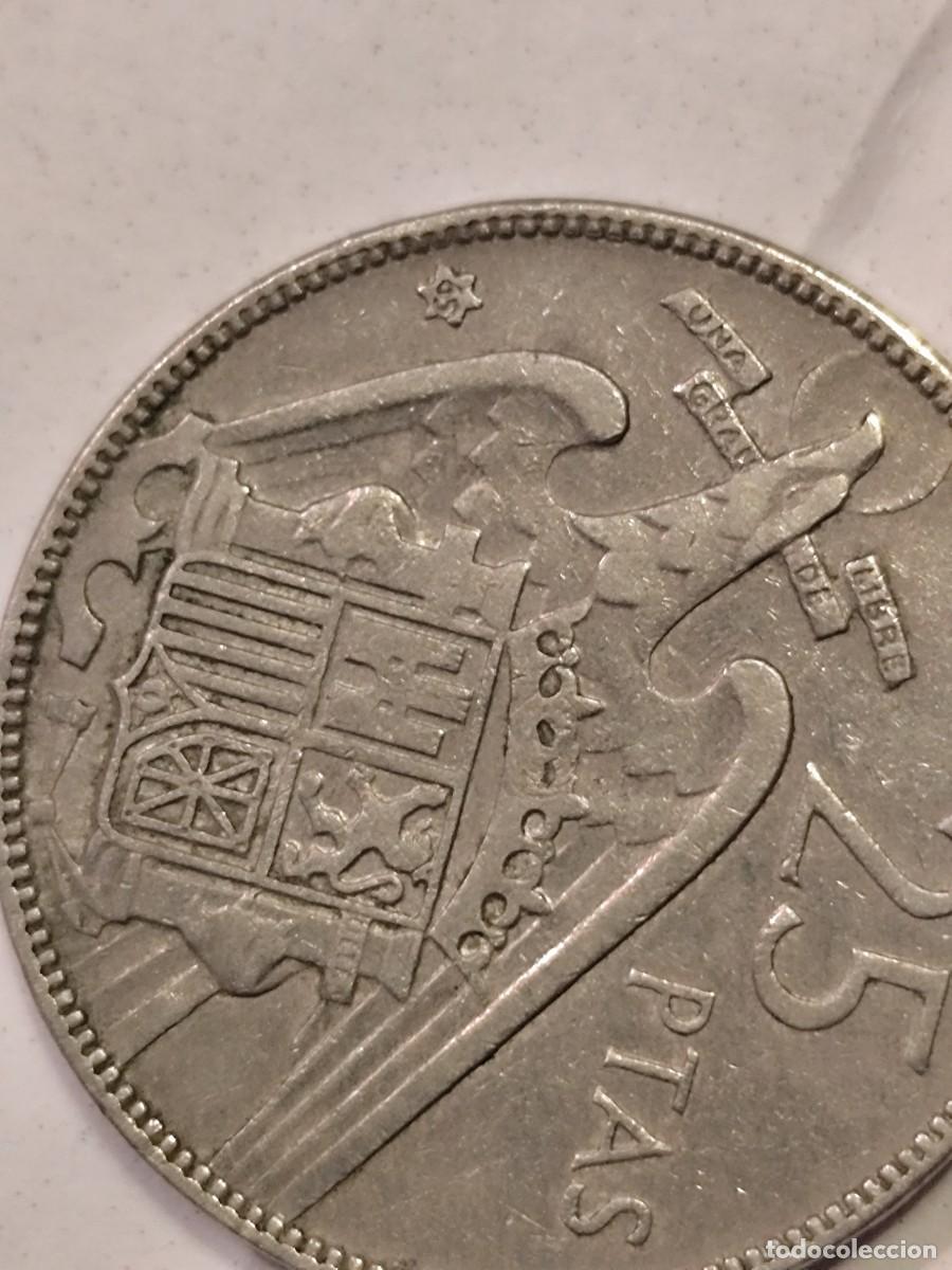 Monedas Franco: Moneda de 25 pesetas de 1957*65 - Foto 3