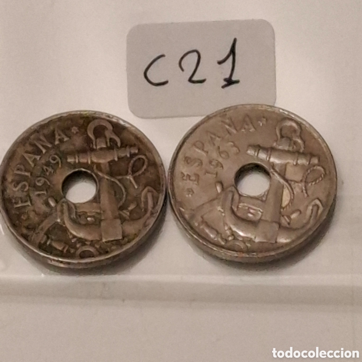 Moedas Franco: Dos Monedas De 50 C&eacute;ntimos De Peseta, 1 Del 1949 Y Otra De 1963, Ancla y Yugo Con Flechas.