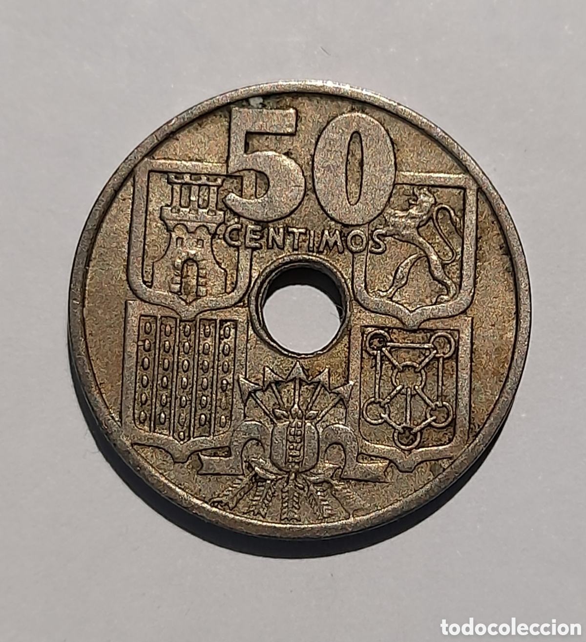 Monedas Franco: 50 C&eacute;ntimos 1949 *19 *51 con error ( Exceso de Metal) - Foto 3