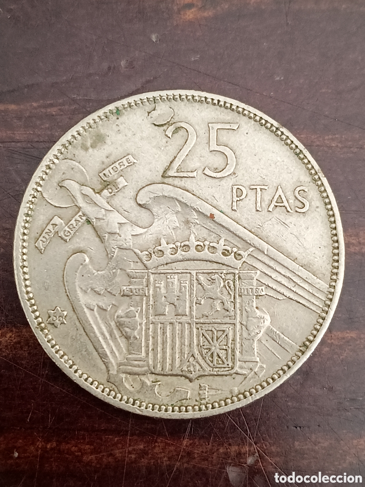 Franco Coins: ERROR DE LAMINACI&Oacute;N ENCIMA DEL 2 - 25 PESETAS 1957 *66