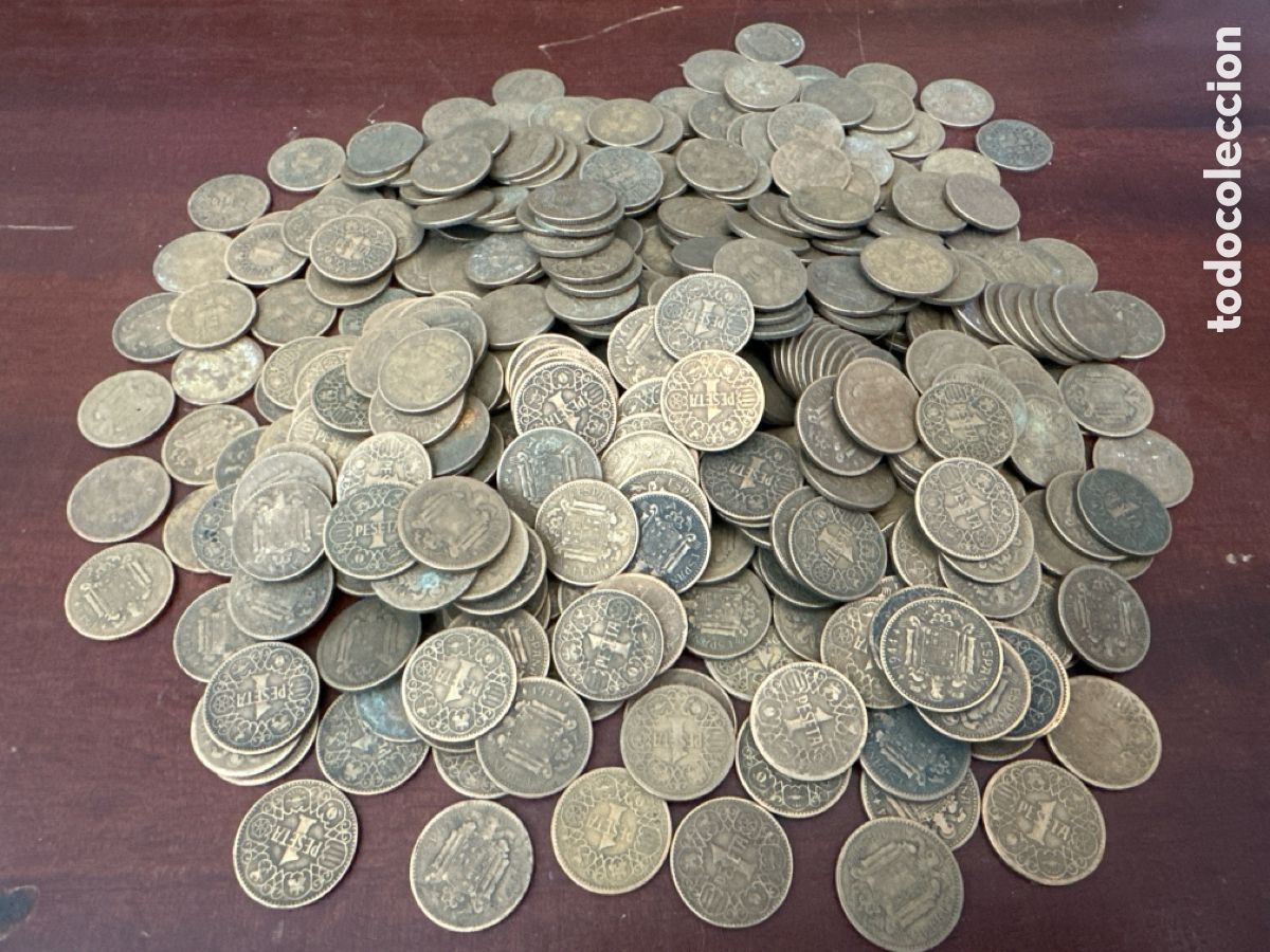 Monedas Franco: LOTE 445 MONEDAS 1 PESETA 1944 LA DEL 1 CADA VEZ MAS ESCASA