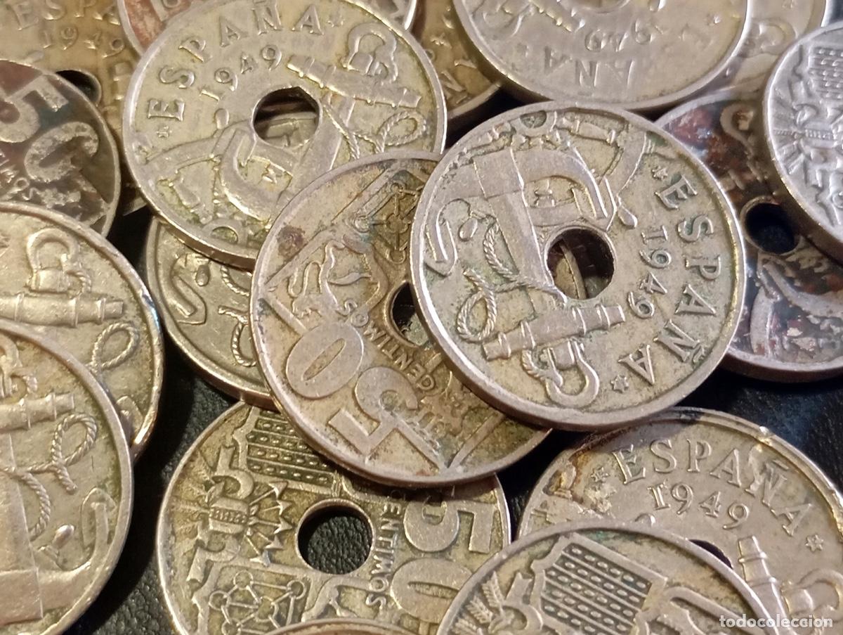 Monedas Franco: LOTE DE 21 MONEDAS DE 50 C&Eacute;NTIMOS 1949. ESTADO COMO SE VE EN LAS IM&Aacute;GENES.