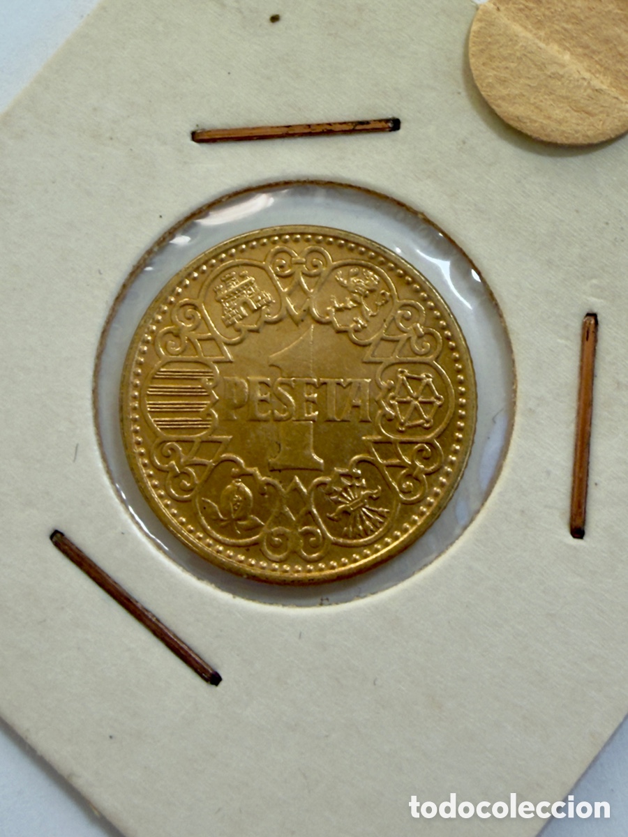 Monedas Franco: 1 Peseta 1944 Franco &ndash; SC/EBC+ &ndash; Preciosa P&aacute;tina Dorada &ndash; Gran Conservaci&oacute;n