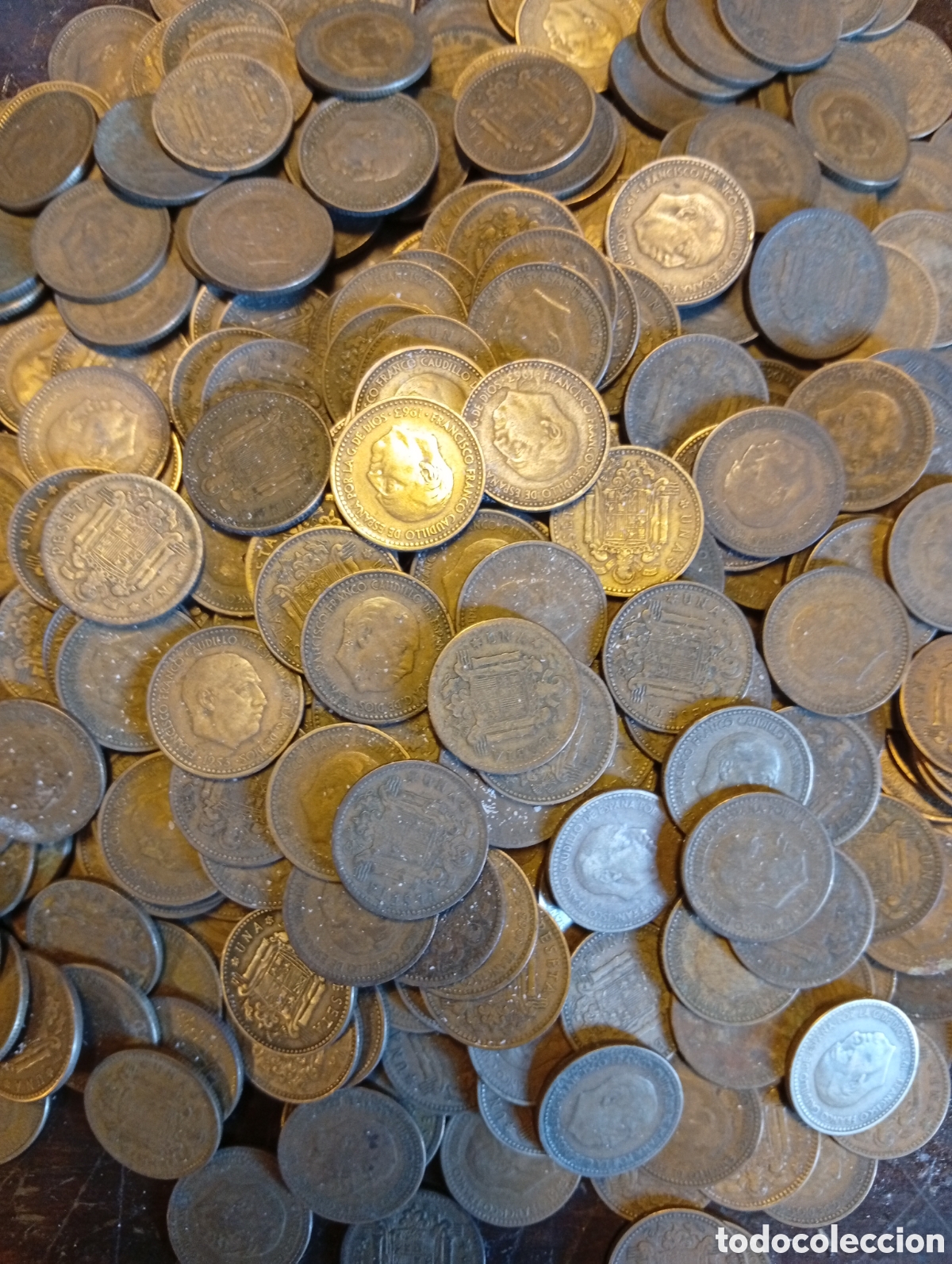 Monedas Franco: Grande lote de 500 monedas aprox. De 1 peseta &eacute;poca Franco Espa&ntilde;a