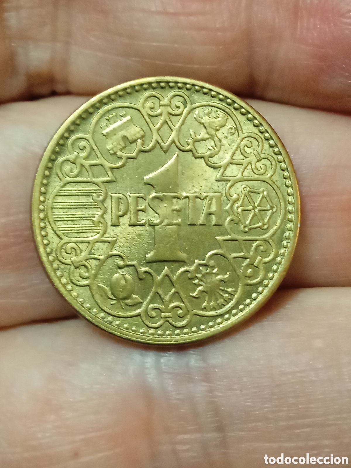 Monedas Franco: X- BONITA PESETA 1944 PLUS ULTRA Y UNA GRANDE LIBRE CLARO