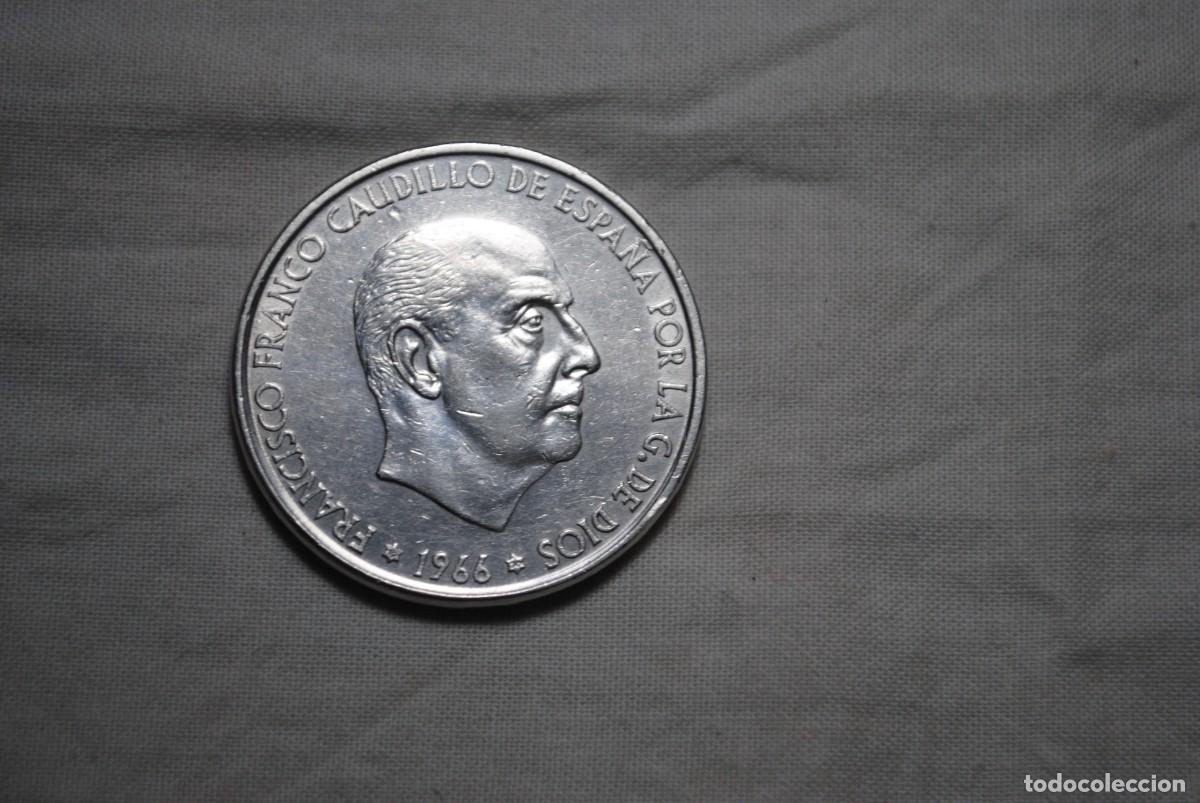 Monedas Franco: 100 PESETAS 1966 ESTRELLA 70 . - Foto 1