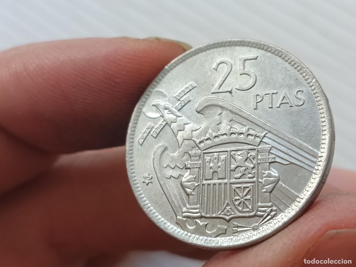 Monedas Franco: 25 pesetas de 1957 estrella 72 SC