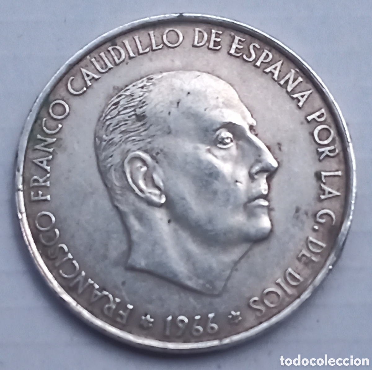 Monedas Franco: 100 Pesetas 1966 *66 plata - Circulada.