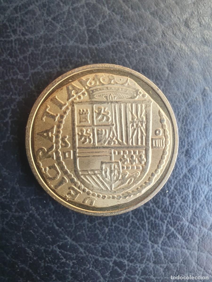 Monedas Franco: Moneda numismatica Espa&ntilde;a - Foto 2