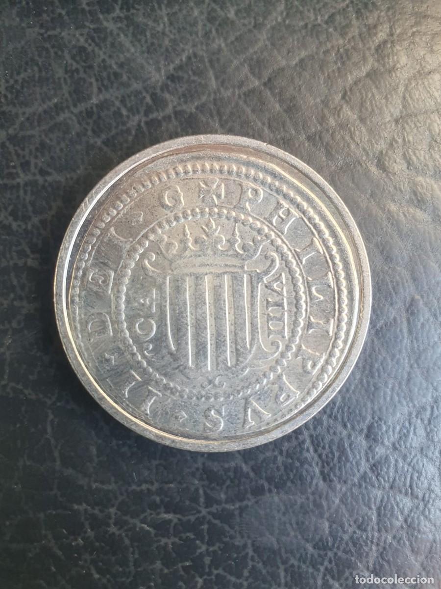 Monedas Franco: Moneda numismatica Espa&ntilde;a - Foto 2
