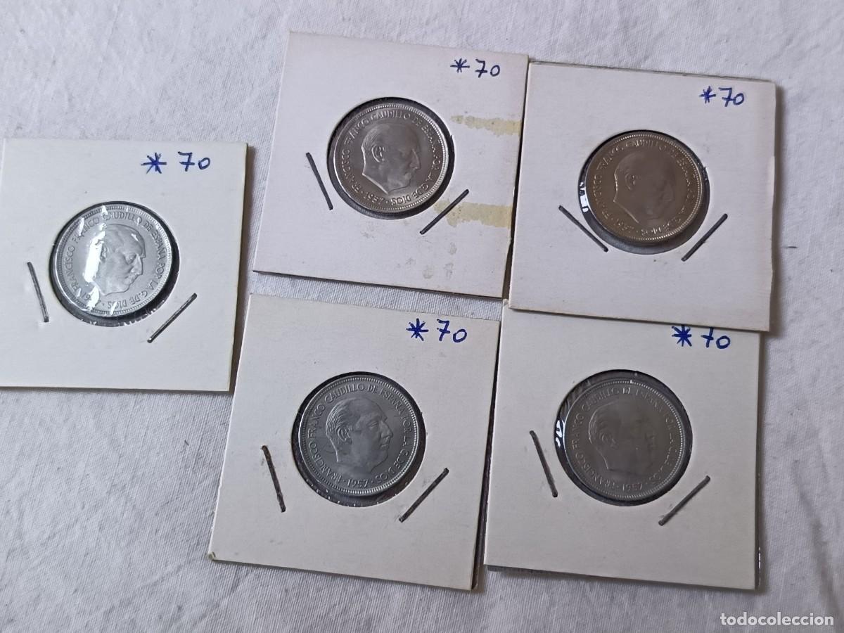 Franco Coins: Lote de 5 Monedas Espa&ntilde;olas, Franco, 5 pesetas, *70, en estuches de cart&oacute;n