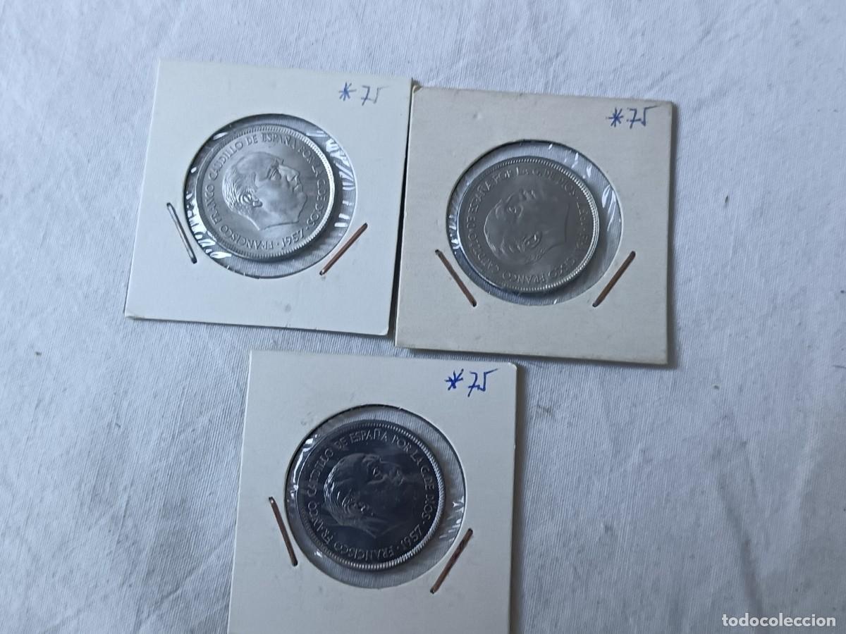 Franco Coins: Lote de 3 Monedas Espa&ntilde;olas, Franco, 25 pesetas, *75, en estuches de cart&oacute;n