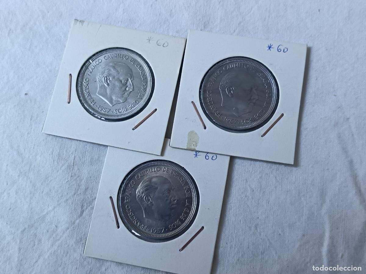 M&uuml;nzen unter Franco: Lote de 3 Monedas Espa&ntilde;olas, Franco, 50 pesetas, *60, en estuches de cart&oacute;n