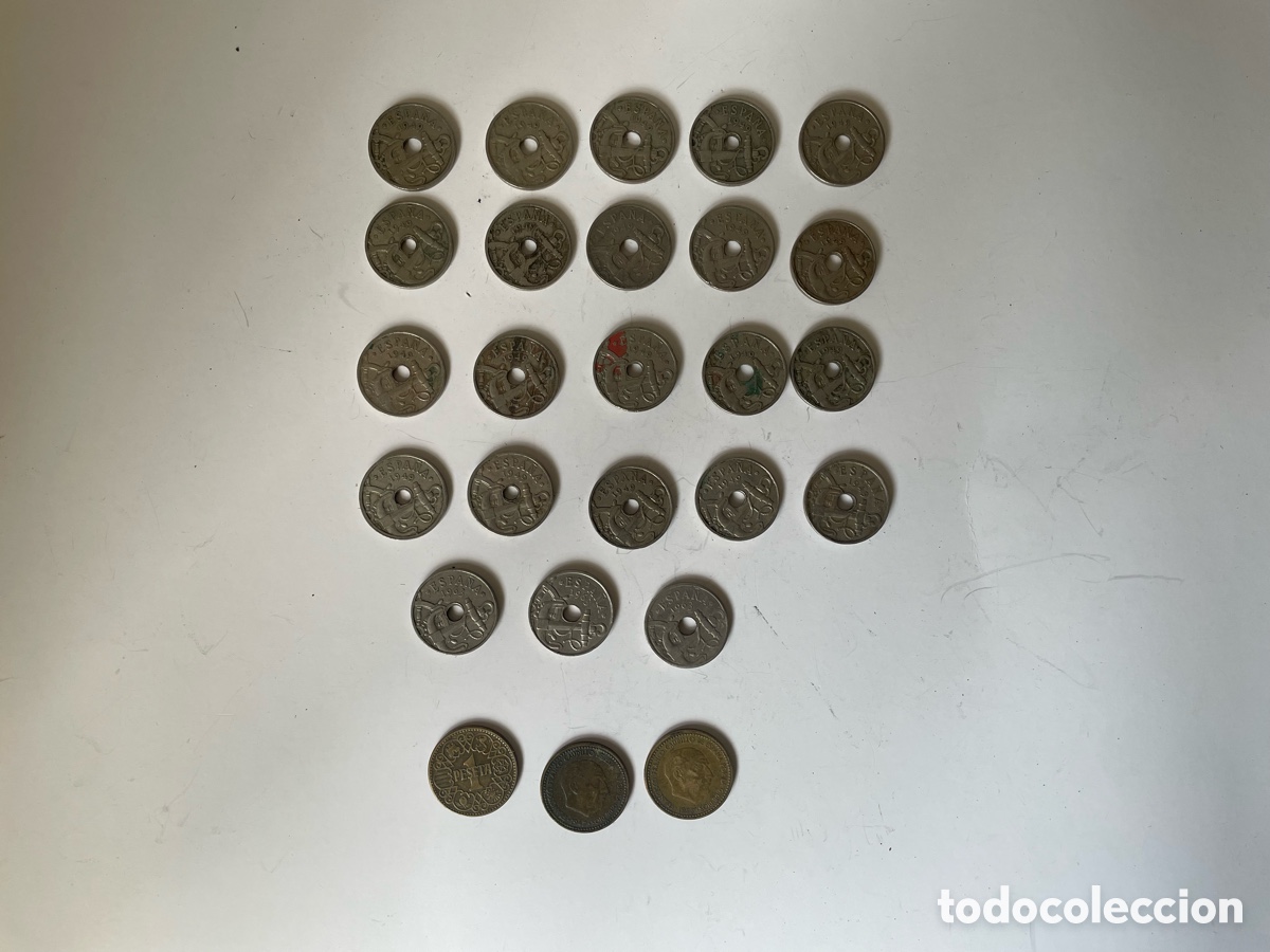 Monedas Franco: LOTE 26 monedas FRANCO - 50 c&eacute;ntimos 1949/1963 y 1 Peseta 1944/1947/1953 - ver fotos