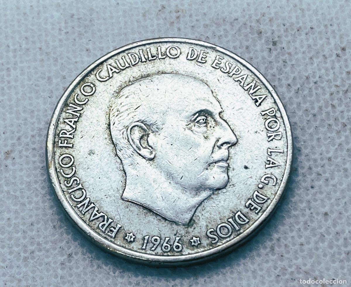 Monedas Franco: Moneda Francisco Franco 1966, estrella 67, Buen Estado - FLA
