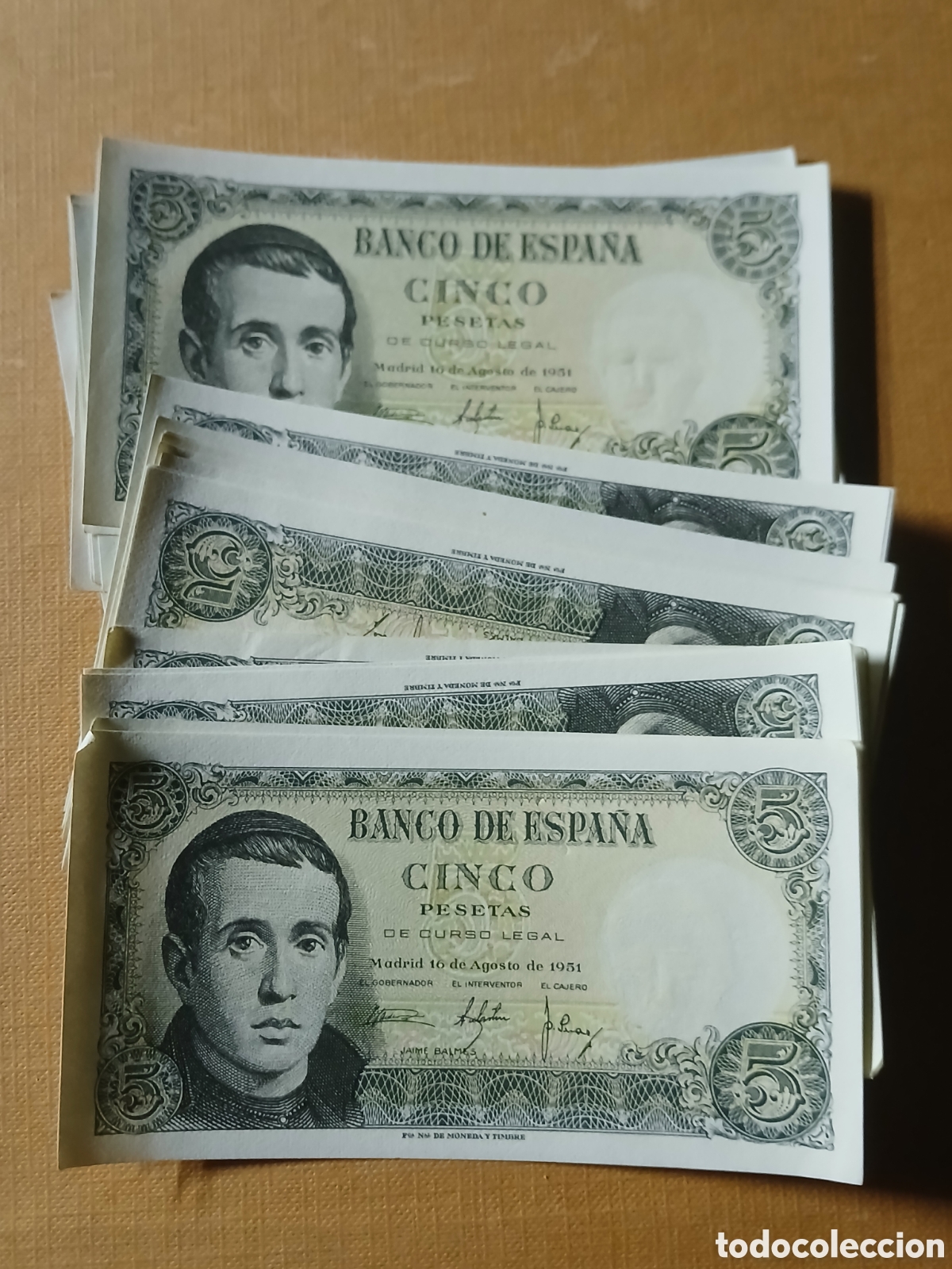Monedas Franco: LOTE, 21 BILLETES ESPA&Ntilde;OLES DE 5 PESETAS 1951 SIN CIRCULAR, LA MAYOR&Iacute;A CORRELATIVOS.
