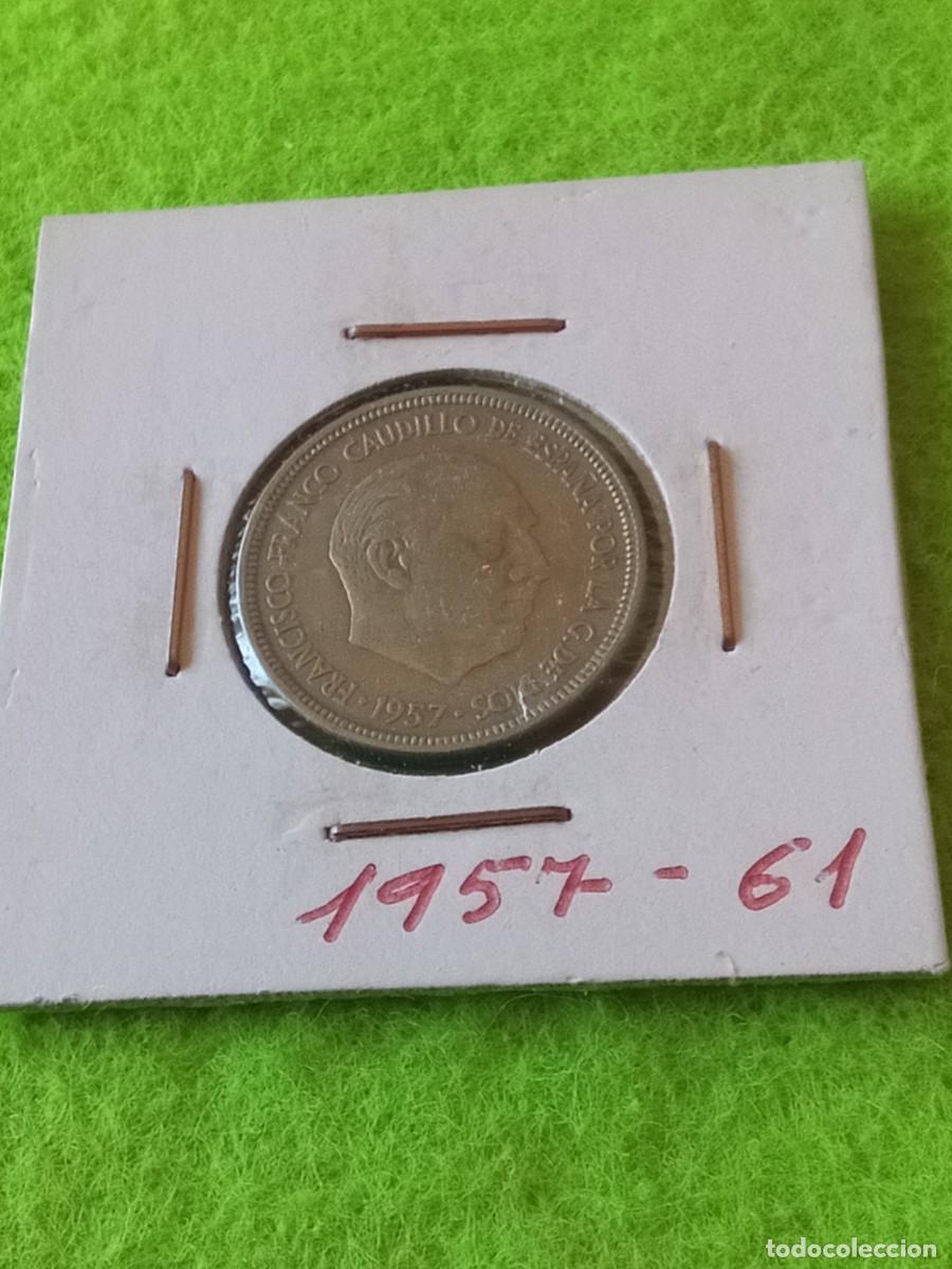 Monedas Franco: Moneda espa&ntilde;ola. La de las fotos