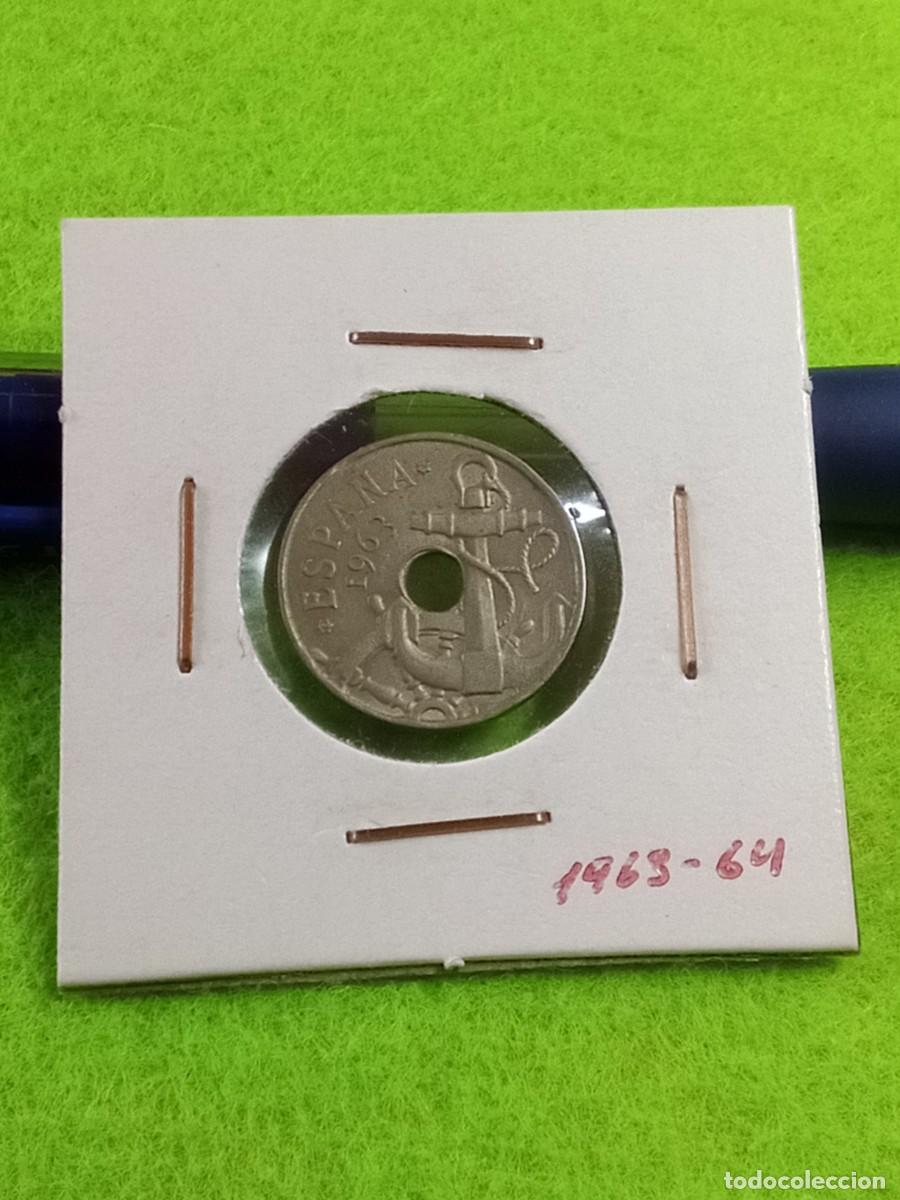 Monedas Franco: Moneda espa&ntilde;ola. La de las fotos