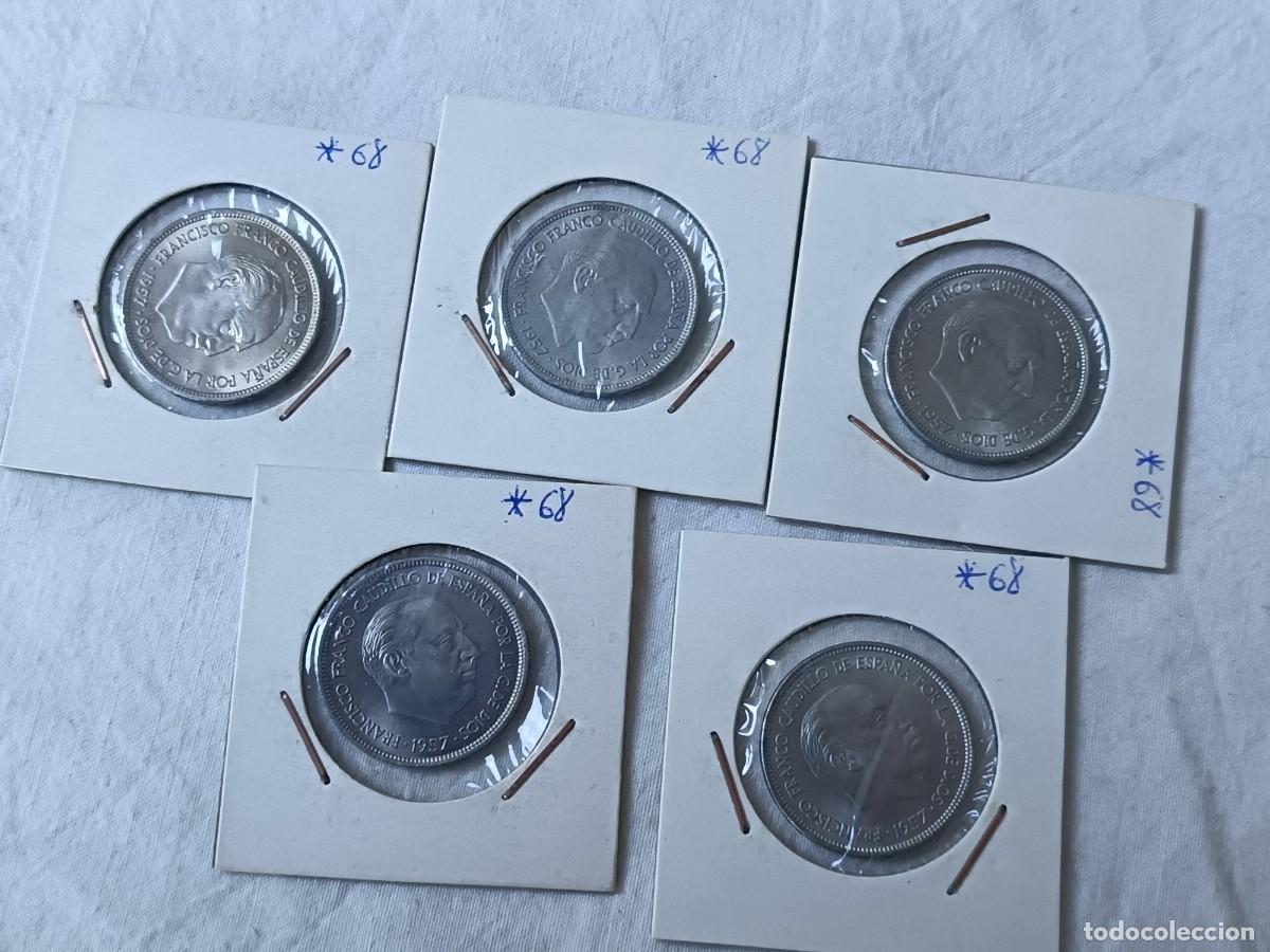 Monedas Franco: Lote de 5 Monedas Espa&ntilde;olas, Franco, 25 pesetas, *68, en estuches de cart&oacute;n