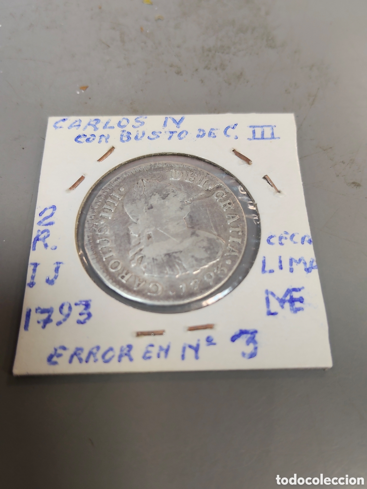 Monedas Franco: Error en el 3 Moneda CARLOS III