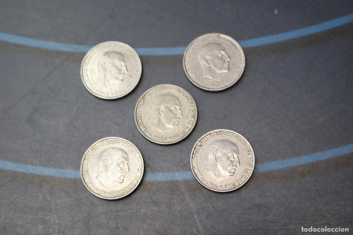 Monedas Franco: 12. 5 Monedas de 50 c&eacute;ntimos de peseta 1966 (cincuenta c&eacute;ntimos).