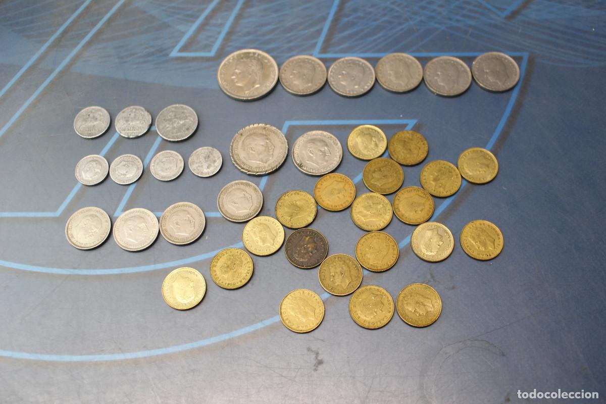 Monedas Franco: 18. 39 Monedas Espa&ntilde;a dictadura (1945-1980). Pesetas, c&eacute;ntimos.