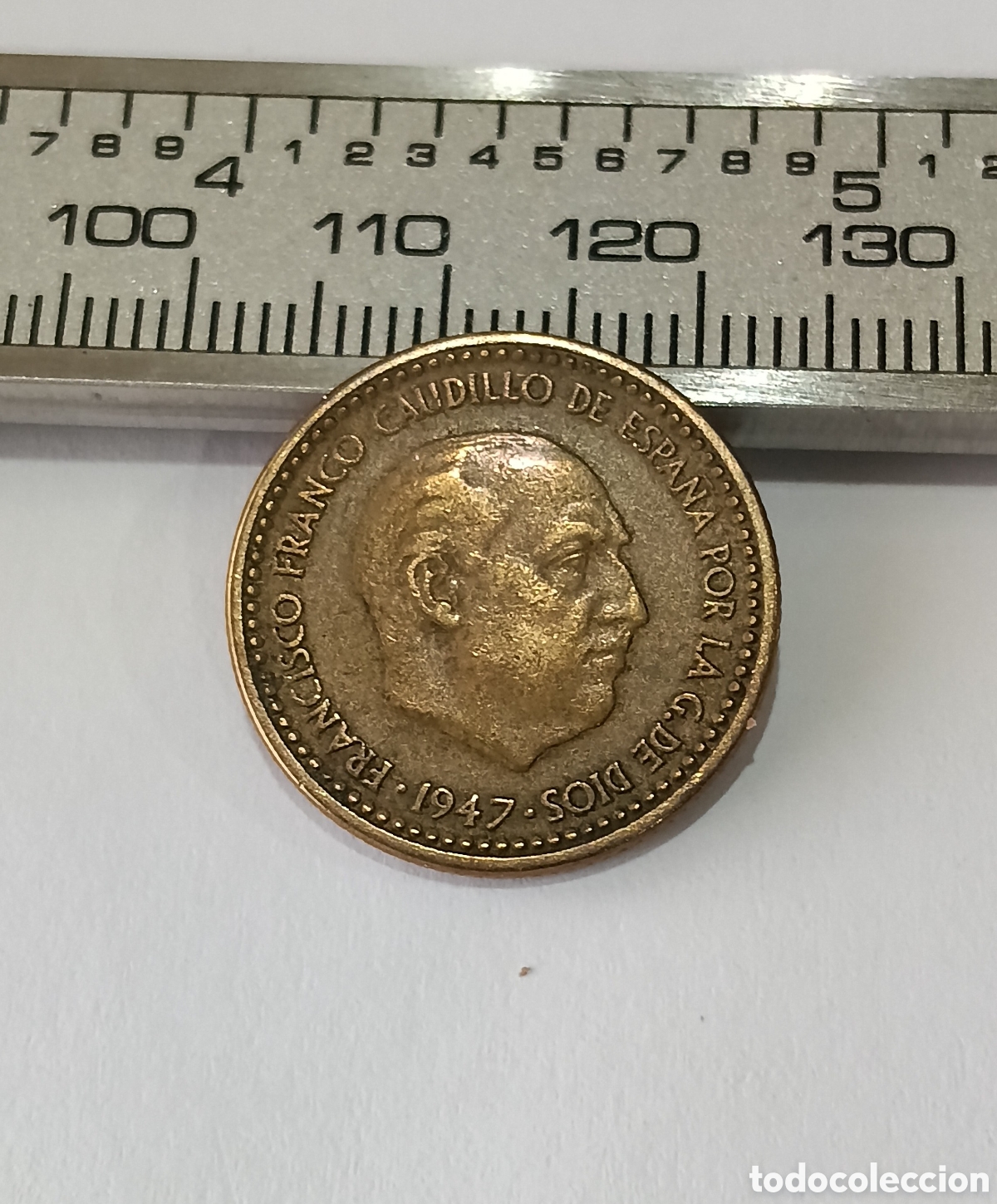 Monedas Franco: Preciosa 1 Peseta Franco 1947 *19 *56 con error ( Girada). Muy bien conservada