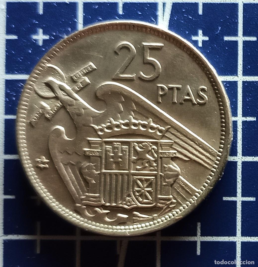Monedas Franco: MONEDA - 25 PESETAS FRANCO - ESPA&Ntilde;A 1957 - * 74 - CUPRON&Iacute;QUEL - MBC