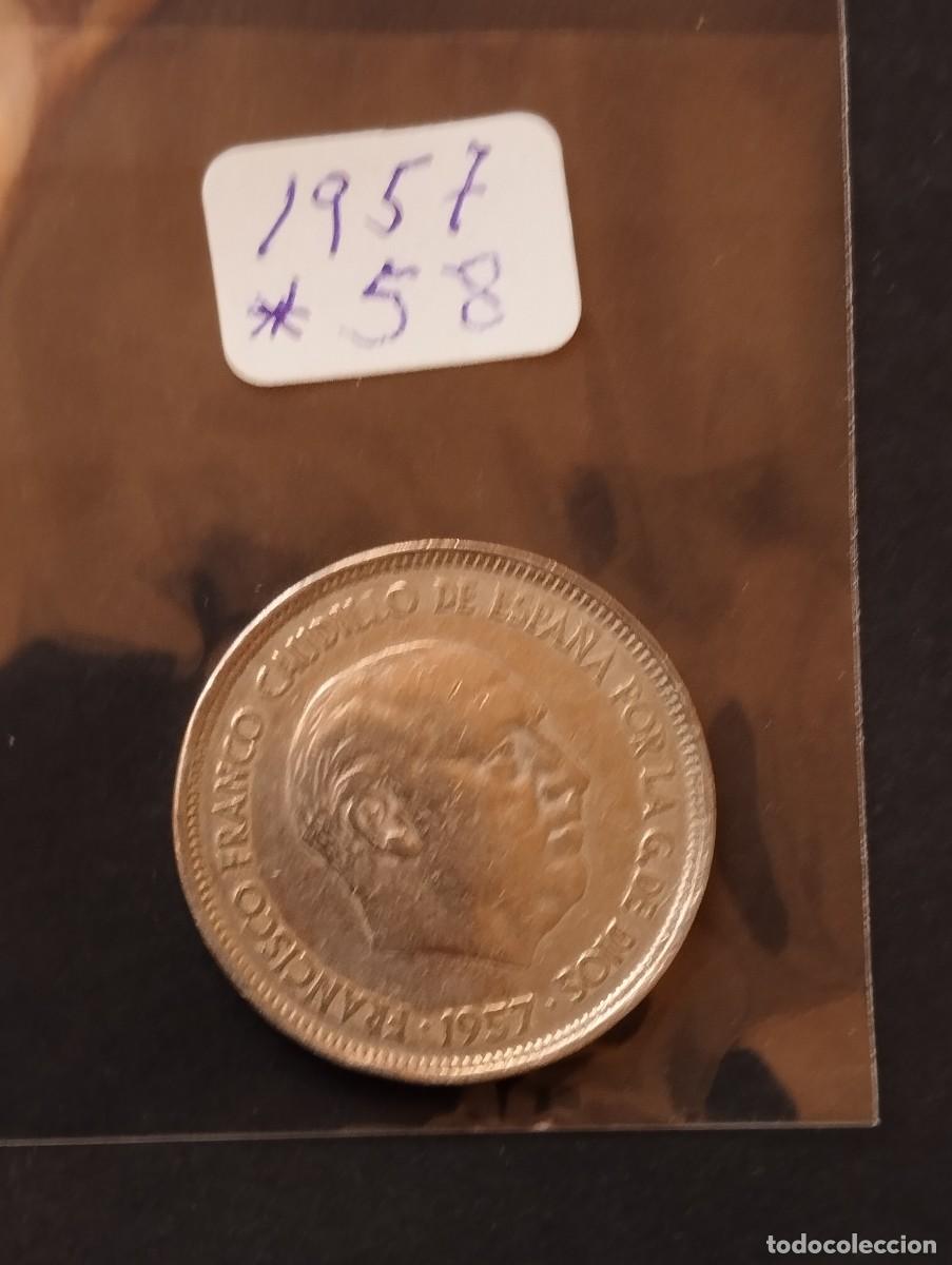 Monedas Franco: MONEDA DE 25 PESETAS DE 1957/ 58 LA DE LAS FOTOS VER TODOS MIS LOTES