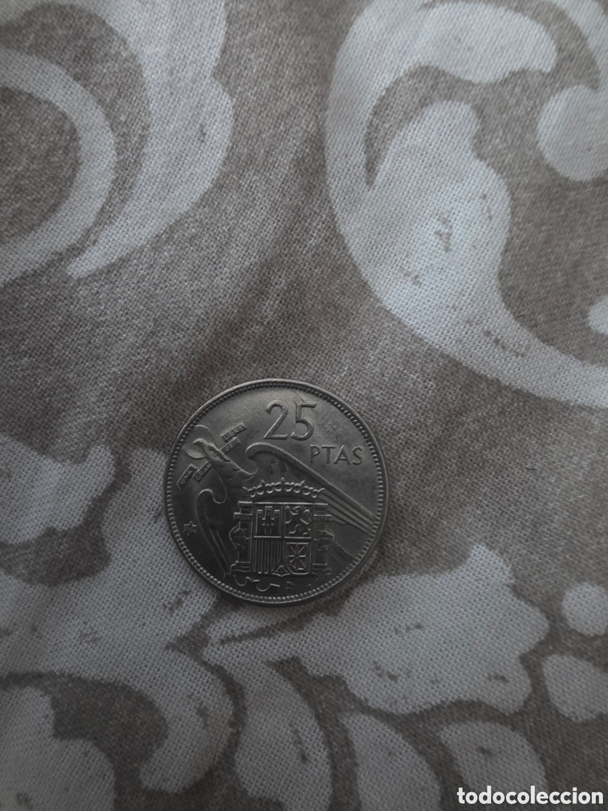 Monedas Franco: Moneda franco caudillo 1957 - Foto 5