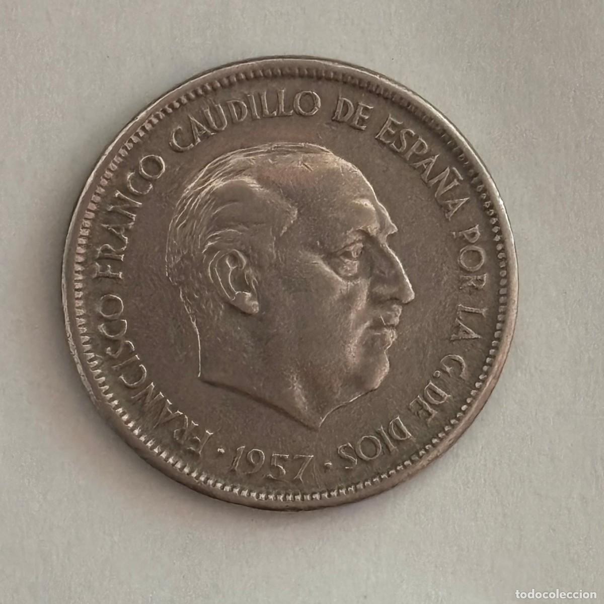 Monedas Franco: MONEDA DE 25 PESETAS 1957 ESTRELLA 67 (FOTO)