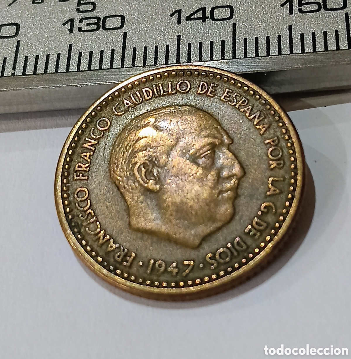Monedas Franco: Dif&iacute;cil Moneda 1 Peseta Franco a&ntilde;o 1947 *56 en muy buen estado de conservaci&oacute;n.