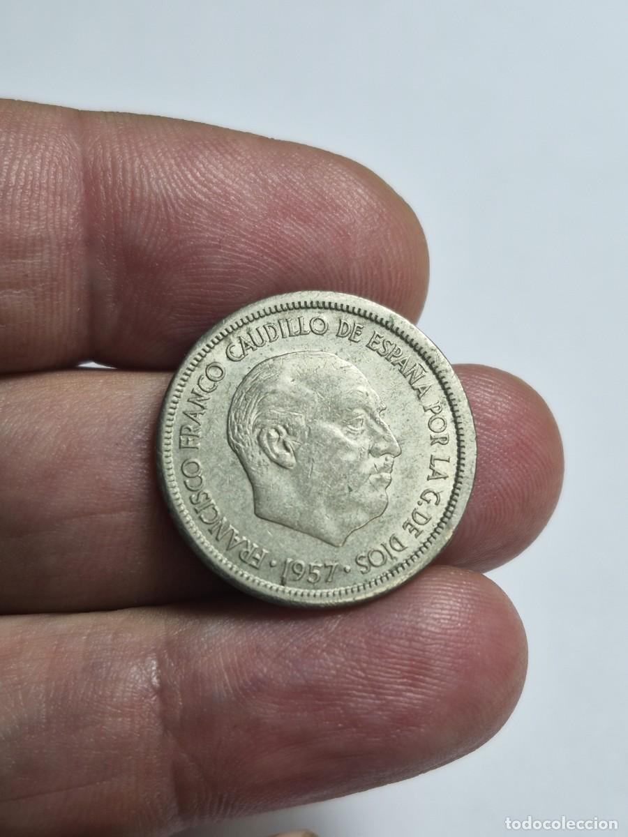Monedas Franco: NT/ ERROR ACU&Ntilde;ACION 5 PESETAS FRANCO *65 CANTO ANCHO Y MAL ACU&Ntilde;ADO (E1441)