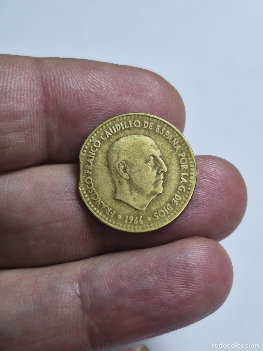 Monedas Franco: NT/ ERROR ACU&Ntilde;ACION 1 PESETA FRANCO *68 SEGMENTADA (E1444)