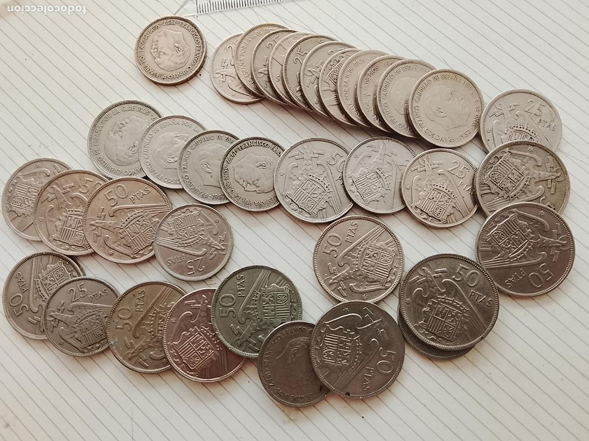 Monedas Franco: Francisco Franco: 36 monedas de 25 y 50 pesetas