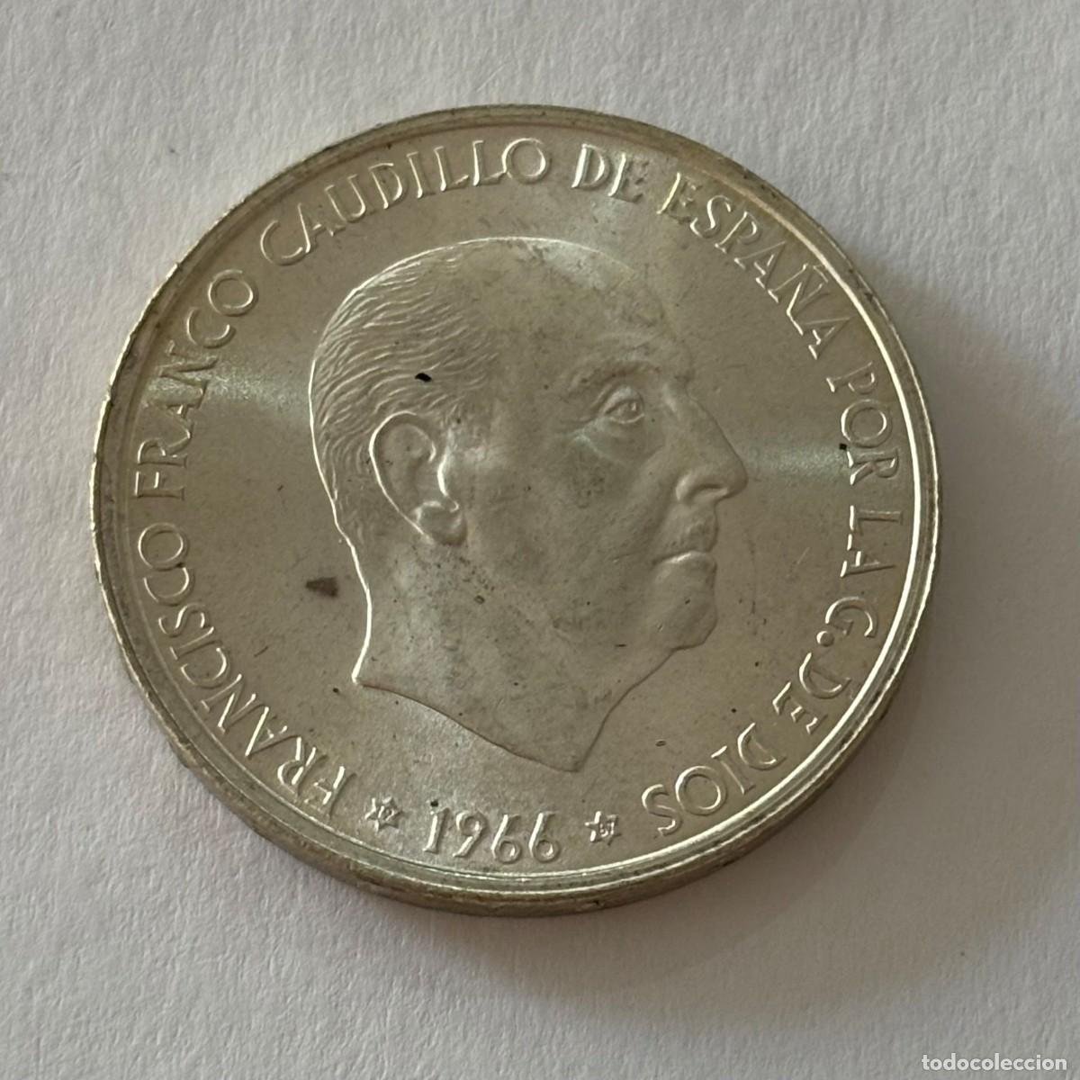 Monedas Franco: MONEDA DE 100 PESETAS FRANCO 1966 ESTRELLA 67 SIN CIRCULAR (FOTO)