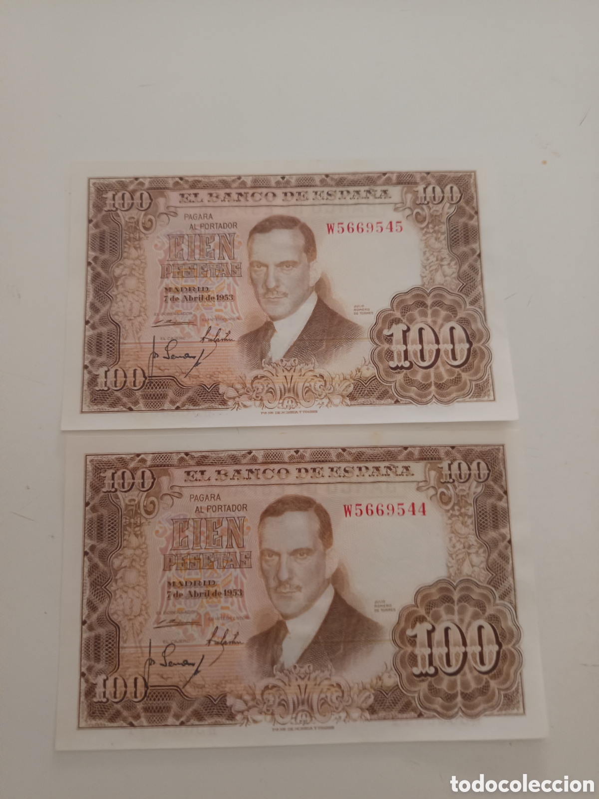 Monedas Franco: 2 Billetes 100 pesetas. A&ntilde;o 1953. Serie correlativa