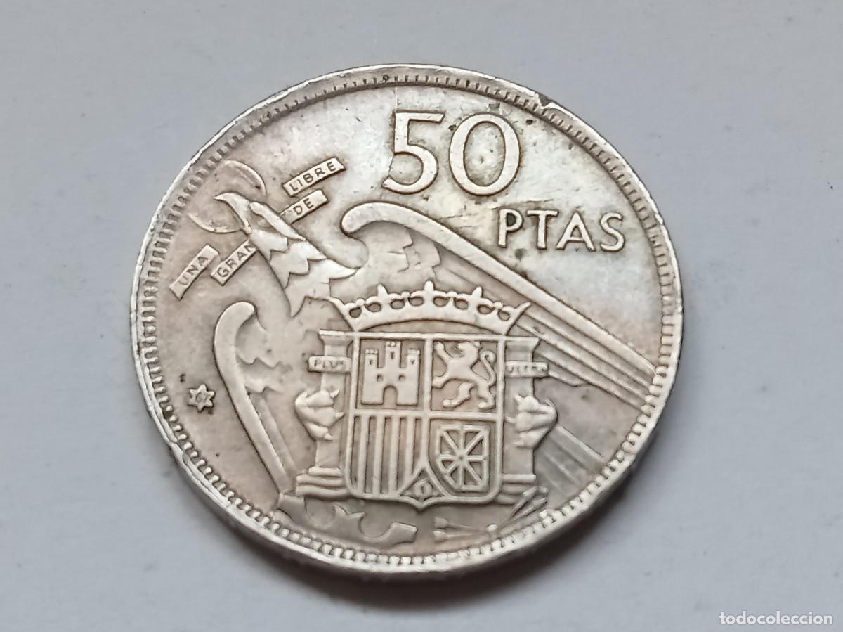 Monedas Franco: ESTADO ESPA&Ntilde;OL 50 PESETAS 1957 *67 VARIANTE DOS PLUMAS MBC+