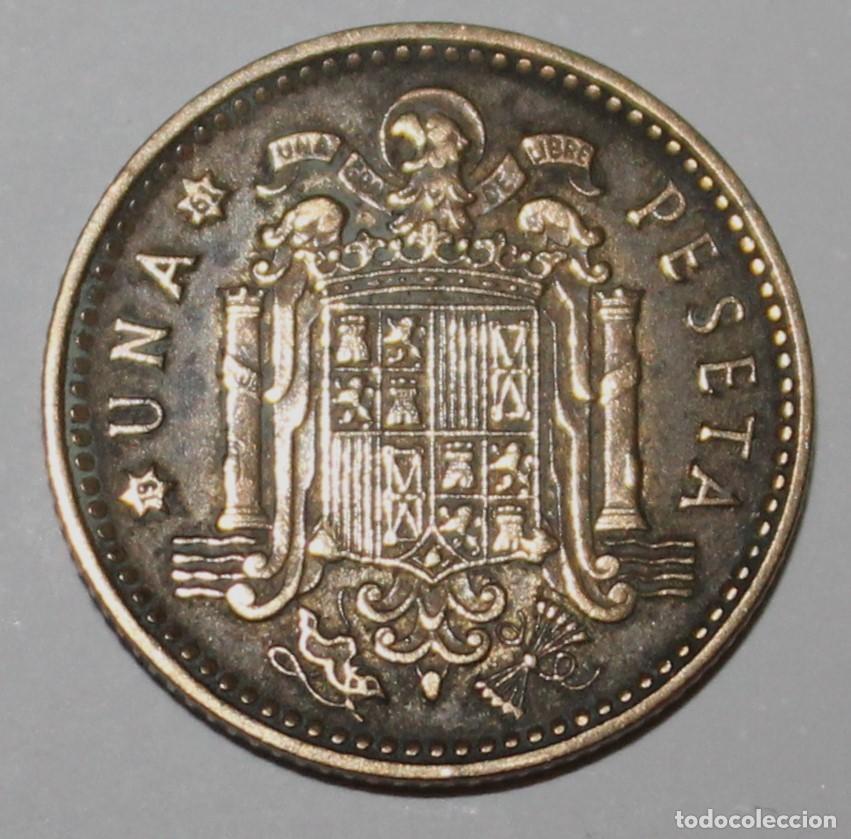 M&uuml;nzen unter Franco: MONEDA DE 1 PESETA FRANCO 1953 ESTRELLA 61 (FOTO)
