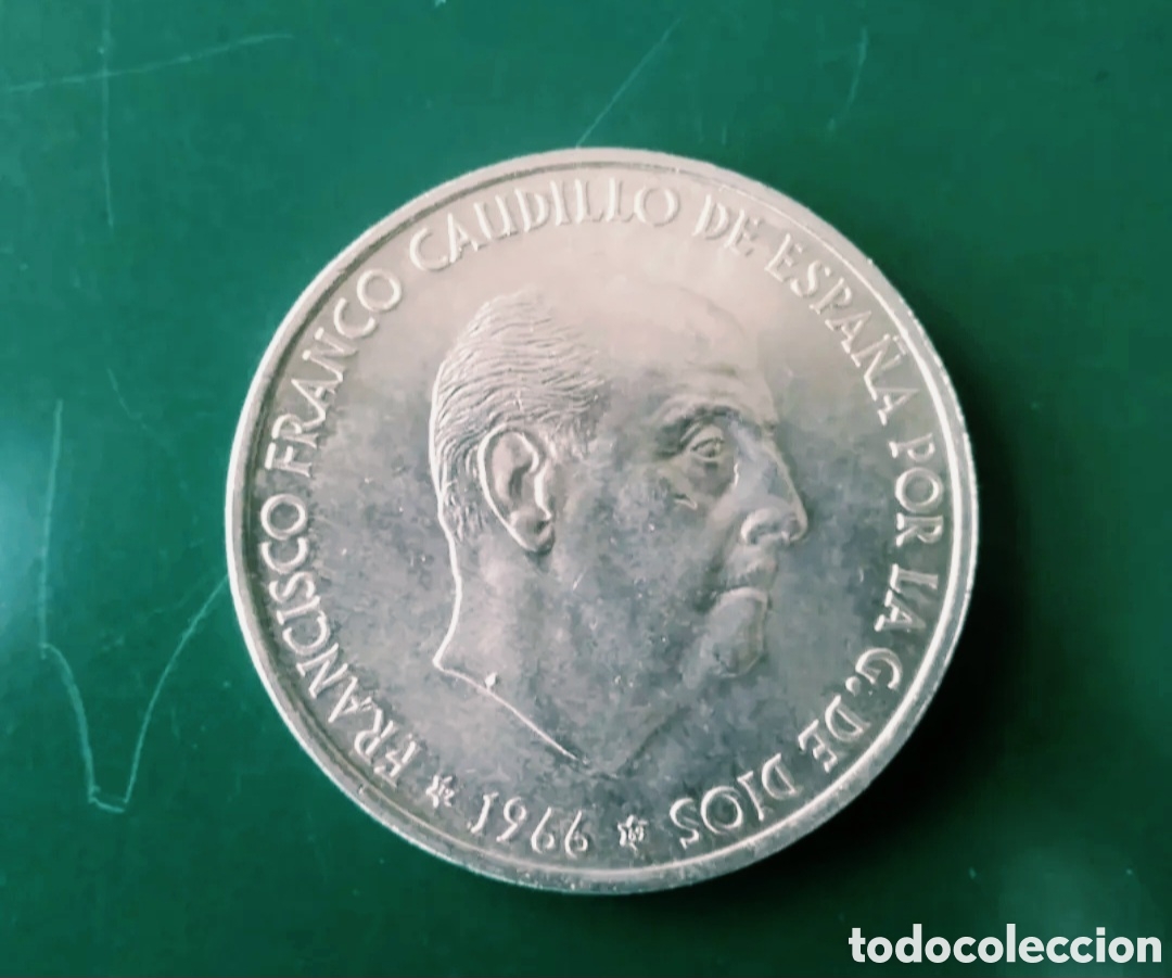 Monedas Franco: 100 PESETAS DE PLATA 1966*69 PALO CURVO S/C