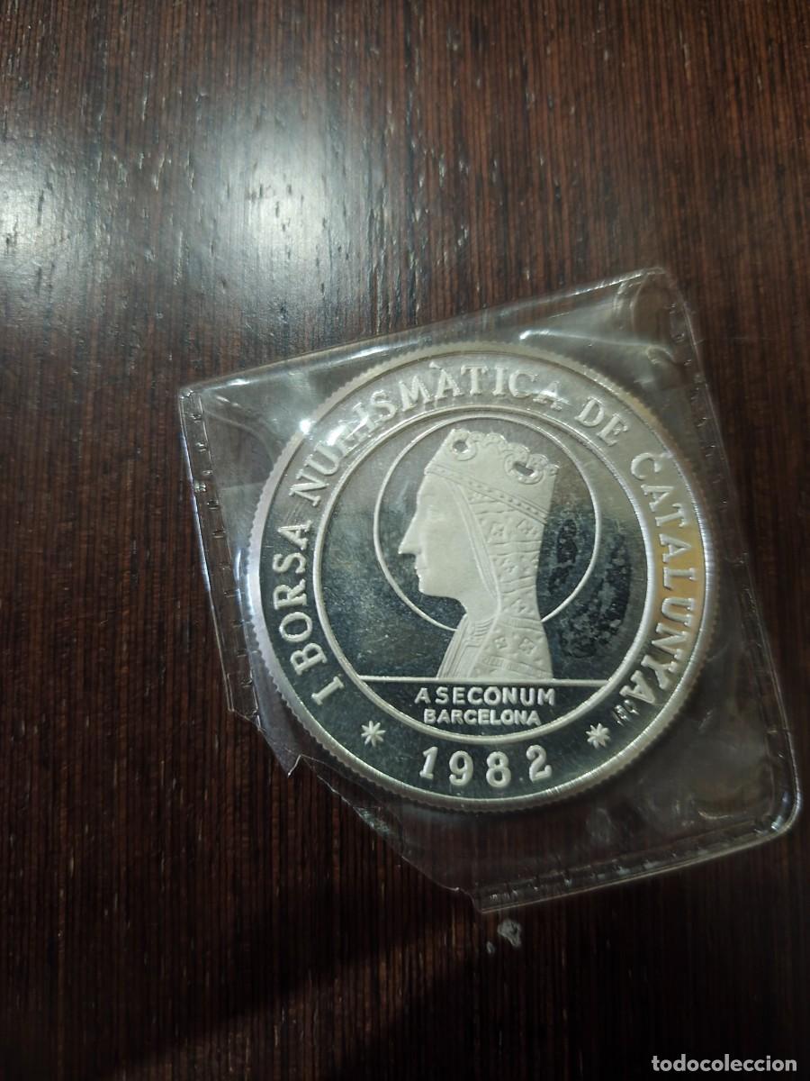 Monedas Franco: medalla conmemorativa de la I Borsa Numism&agrave;tica de Catalunya (1982) VISITA JUAN PABLO II