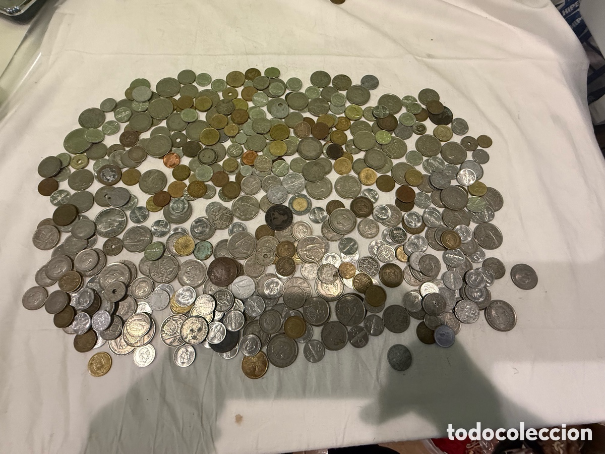 Monedas Franco: lote de monedas espa&ntilde;olas antiguas &ndash; 2,011 kg, pesetas y c&eacute;ntimos de distintas &eacute;pocas