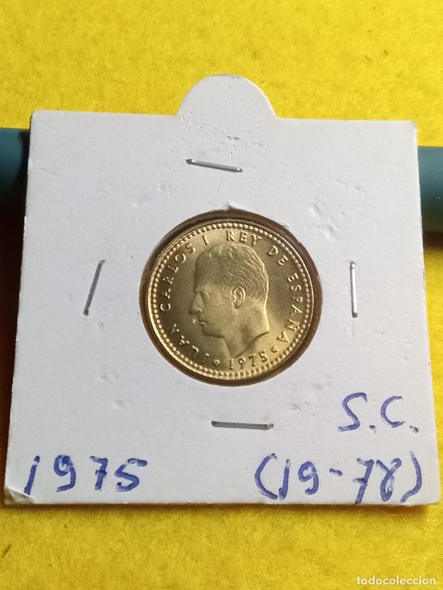 Monedas Franco: Monedas espa&ntilde;olas o extranjera la de las fotograf&iacute;as