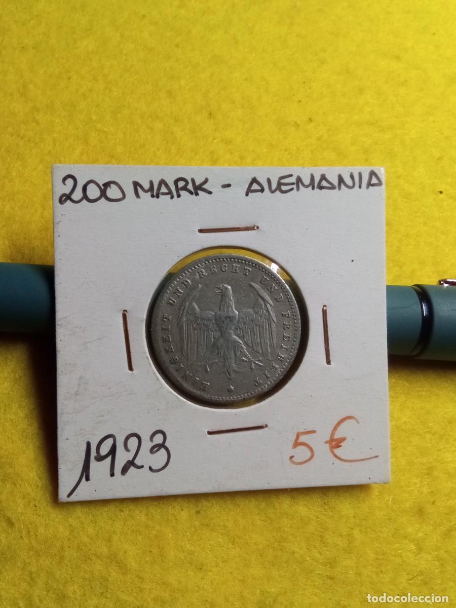 Monedas Franco: Monedas espa&ntilde;olas o extranjera la de las fotograf&iacute;as