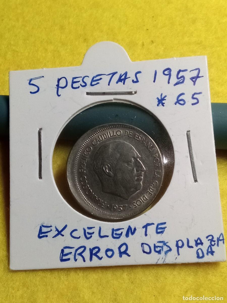 Monedas Franco: Monedas espa&ntilde;olas o extranjera la de las fotograf&iacute;as desplazada.