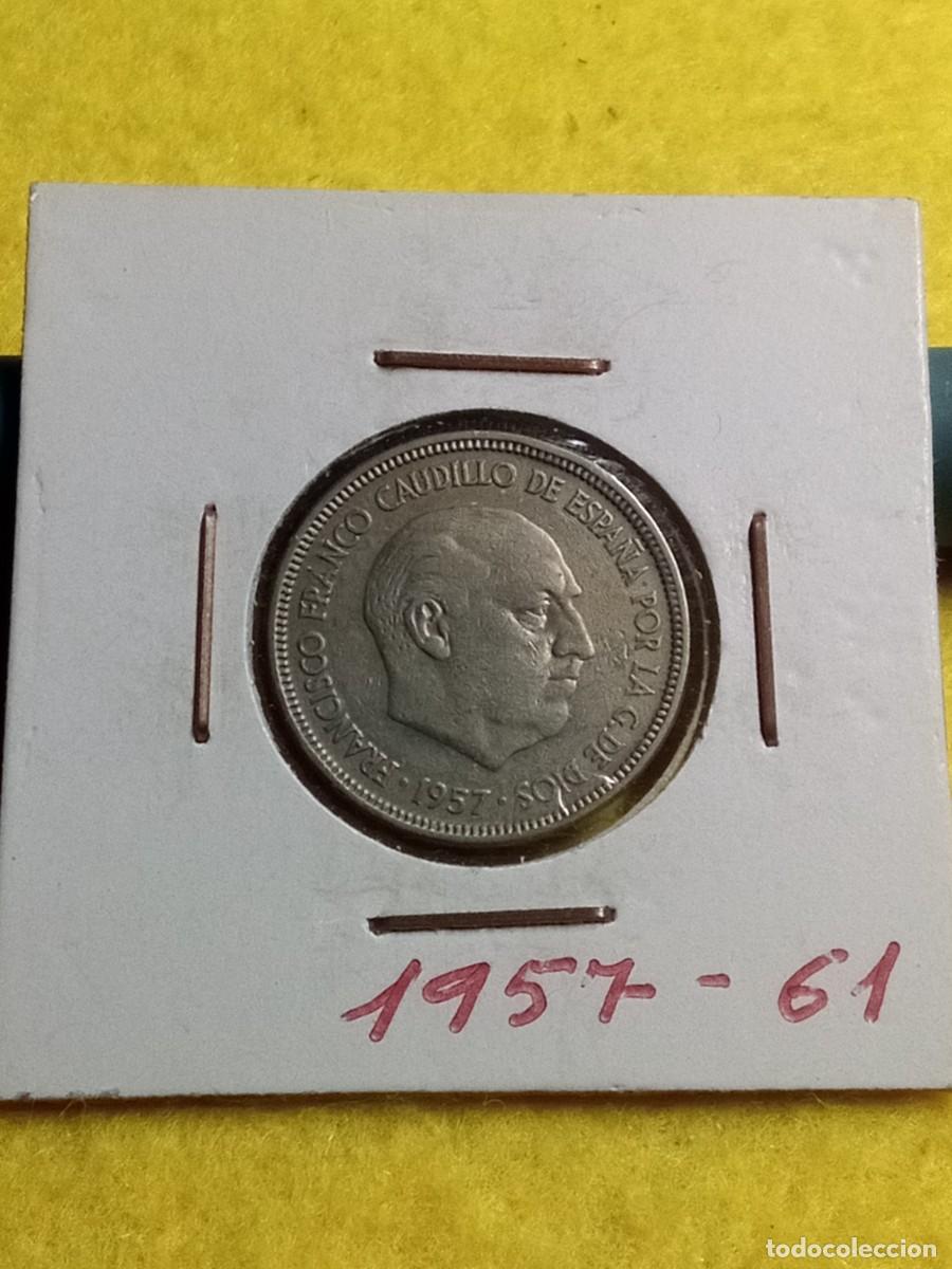 Monedas Franco: Monedas espa&ntilde;olas o extranjera la de las fotograf&iacute;as