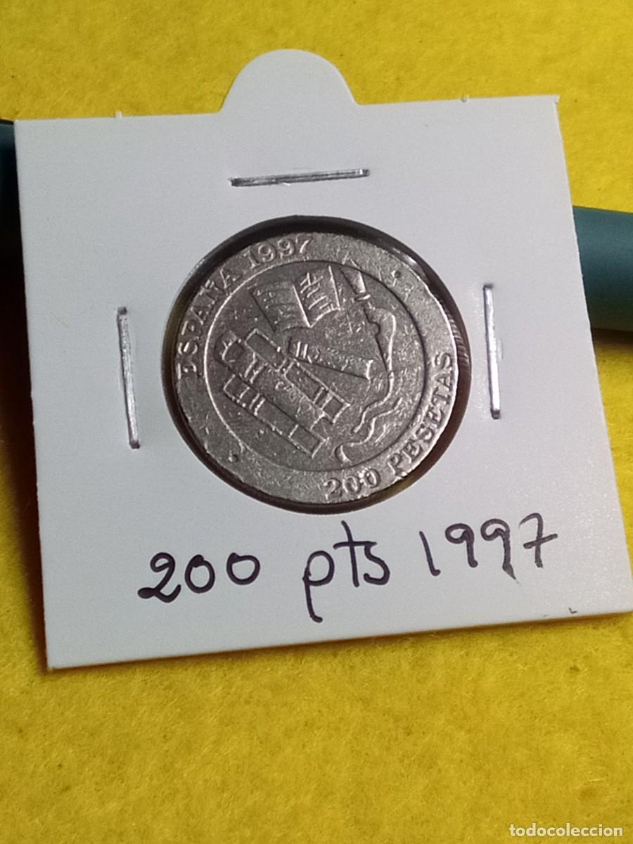 Monedas Franco: Monedas espa&ntilde;olas o extranjera la de las fotograf&iacute;as