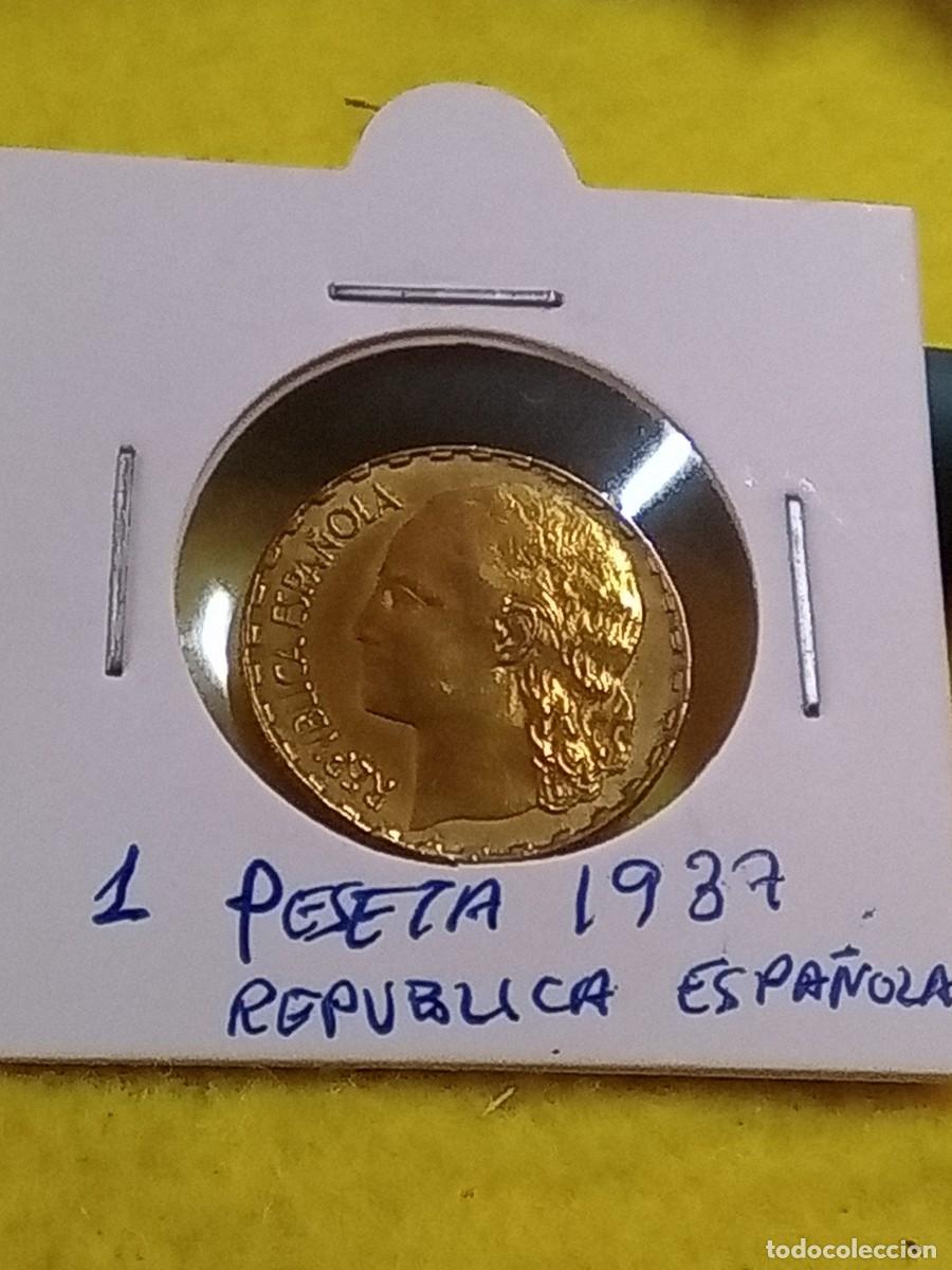 Monedas Franco: monedas espa&ntilde;olas y extranjeras. Variadas